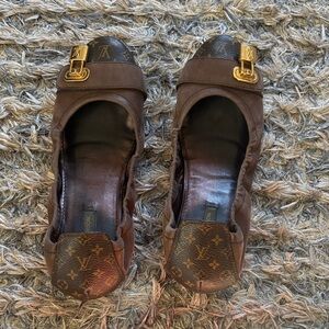 Louis Vuitton Leather Flats with Gold Buckle